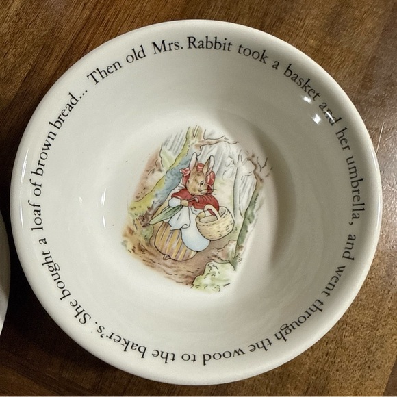 Wedgwood Peter Rabbit Tea Set - Cream and Blue - Picture 3 of 11